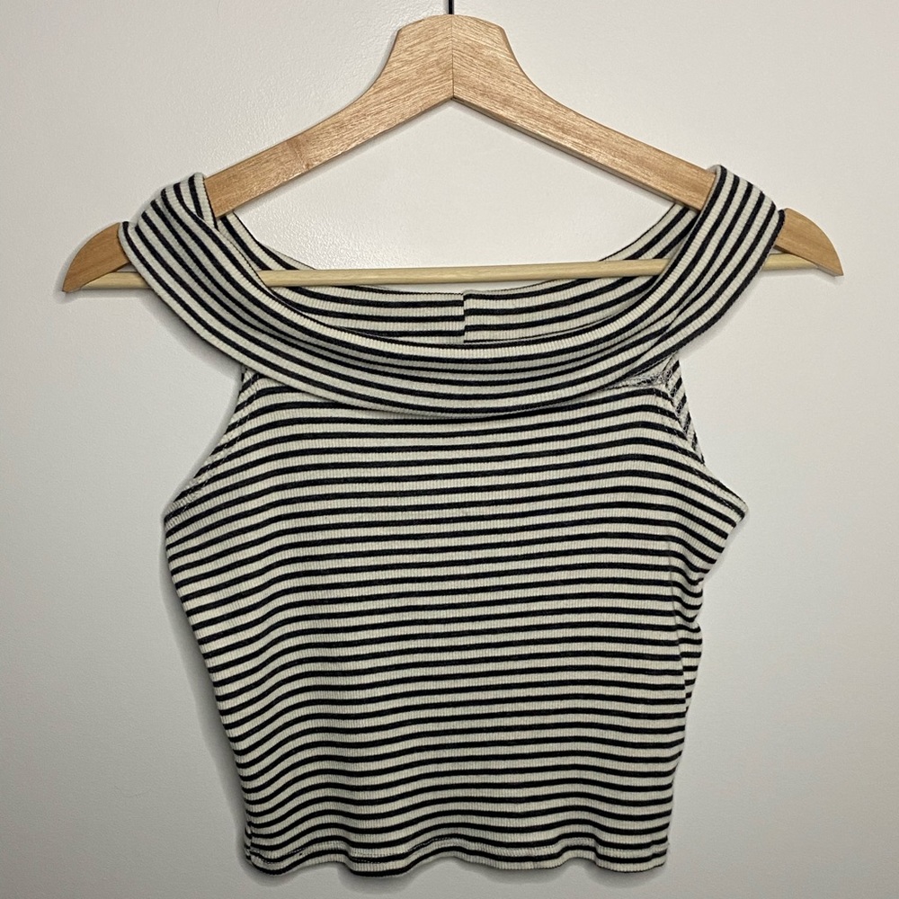 Off The Shoulder Cropped Top